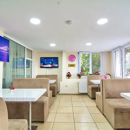 Ulubat Apart - Female Only * Istanbul